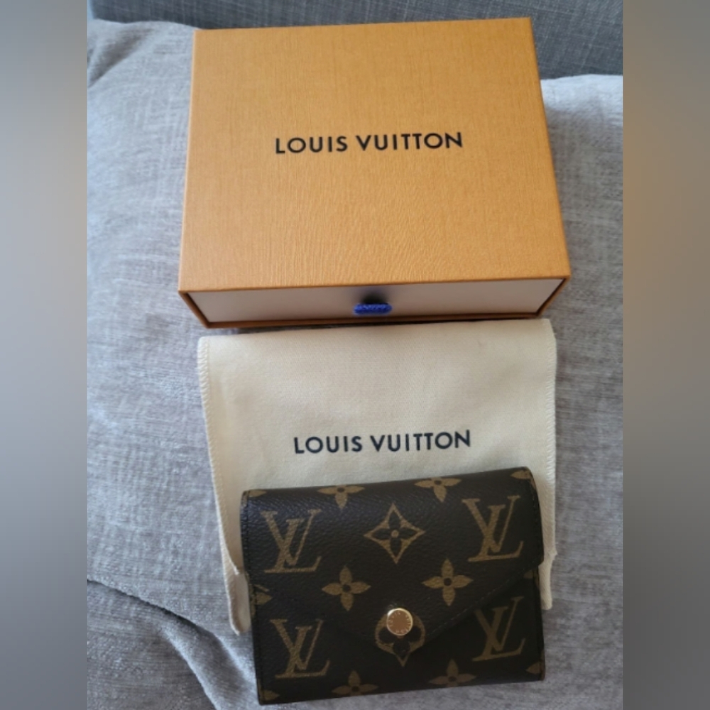 Louis Vuitton Victorine Wallet